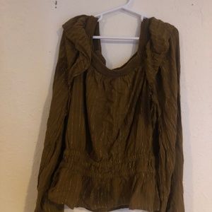 Universal Thread ruffle long sleeve blouse